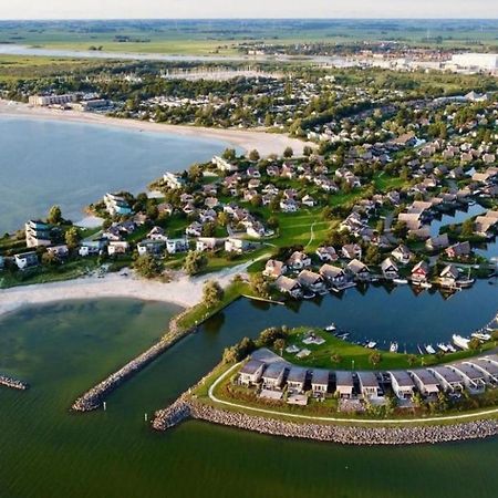 Beach Resorts Макум Екстериор снимка
