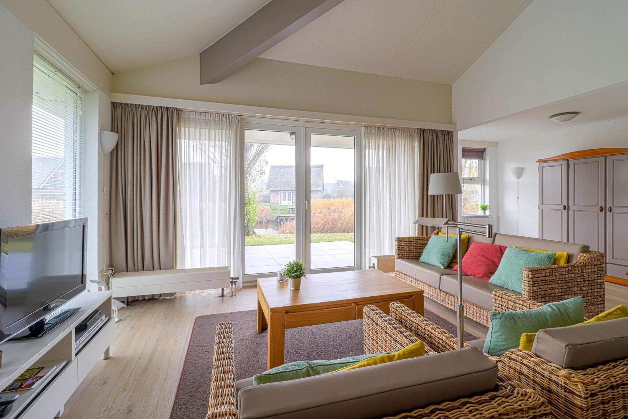 Beach Resorts Макум Екстериор снимка